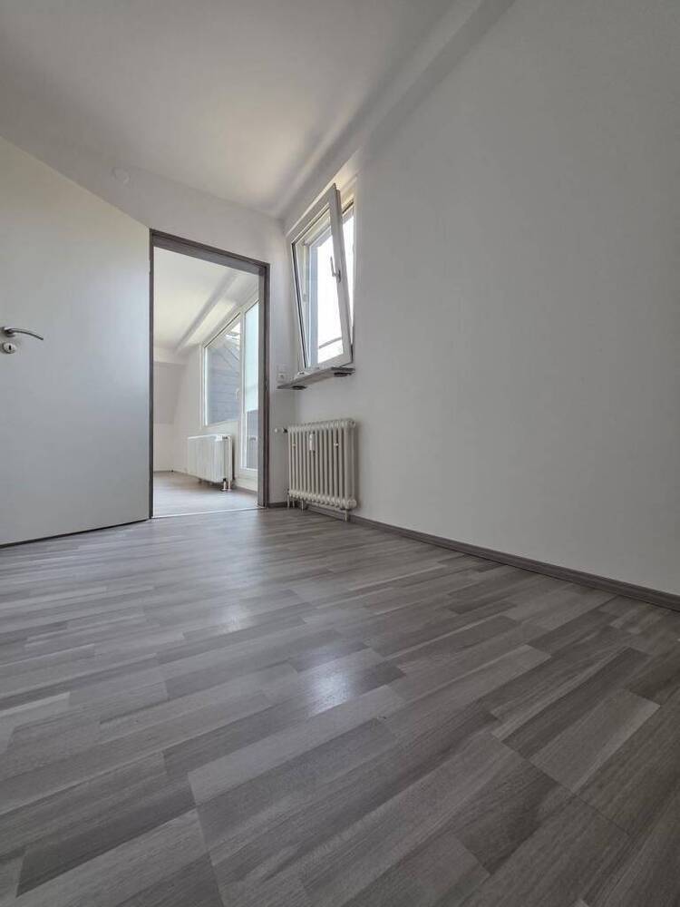 Schönes Dachstudio mit Loggia in Gladbeck-Brauck in Grünlage