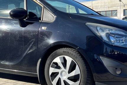 Opel Meriva 128.000 km 3.499 &euro; Dessau-Roßlau 06847