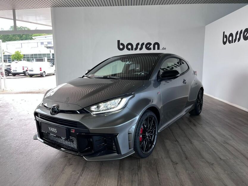 Toyota Yaris 1.250 km 48.800 € Rotenburg 27356