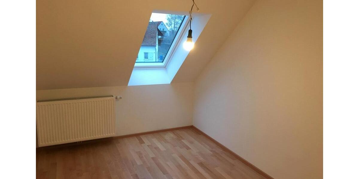 Reihenhaus Nürnberg Holzheim - 5 Zimmer, 120 m&sup2;, 1.750&euro; | Angebot:26252328
