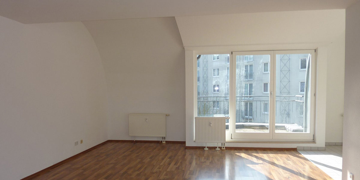 MAISONETTE IM DACHGESCHOSS + 2,5 RAUM VERMIETET + 2 TIEFGARAGENPLÄTZE - Maisonettenwohnung Leipzig Zentrum-Ost | Angebot:26942692