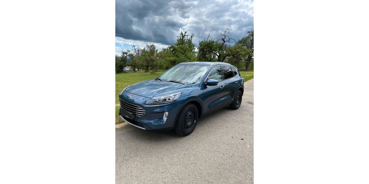 Ford Kuga 45.000 km 25.200 &euro; Walddorfhäslach 72141