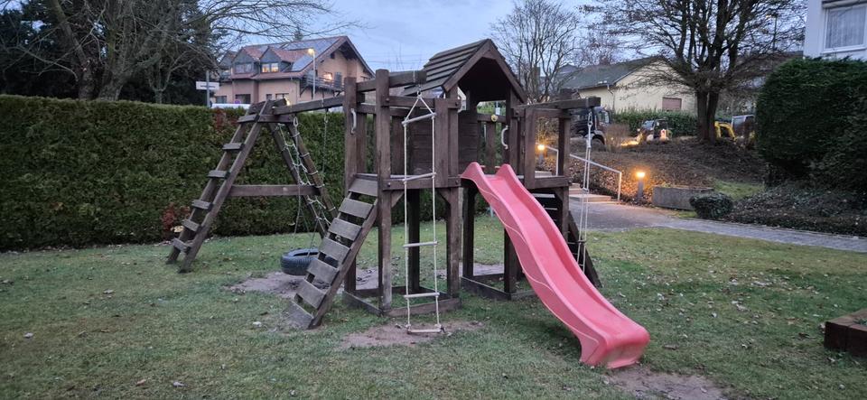 Etagenwohnung Taunusstein - 4 Zimmer, 104 m&sup2;, 259.000&euro; | Angebot:25950821