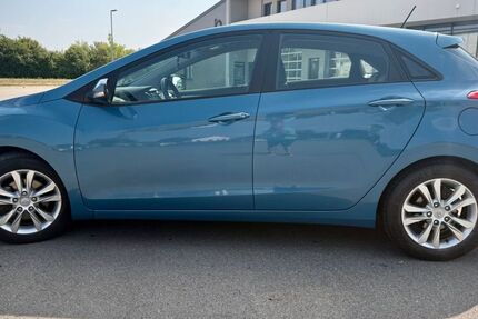 Hyundai i30 119.800 km 5.699 &euro; Erdweg 85253