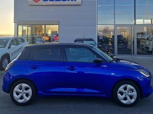 Suzuki Swift 1.2 Dualjet Hybrid CVT Comfort Garantie 2.500 km 20.750 &euro; Obrigheim-Asbach 74847