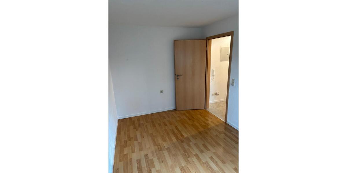 Etagenwohnung Murrhardt - 3 Zimmer, 75 m&sup2;, 750&euro; | Angebot:24710191