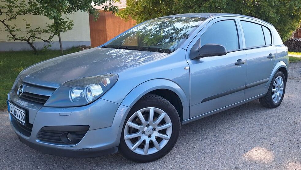 Opel Astra 149.644 km 2.450 € Maulbronn 75433