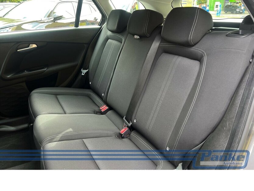 Fiat Tipo 1.4 T-Jet Easy*AHK*SHZ*Klima*NAV*LED*BT* 131.411 km 8.990 € Berlin 13187