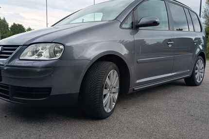 VW Touran 176.500 km 4.000 &euro; Huglfing 82386