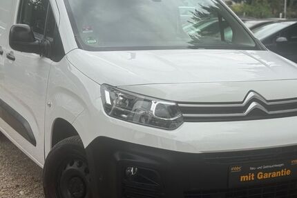 Citroen Berlingo 77.000 km 12.990 € Berlin 13127