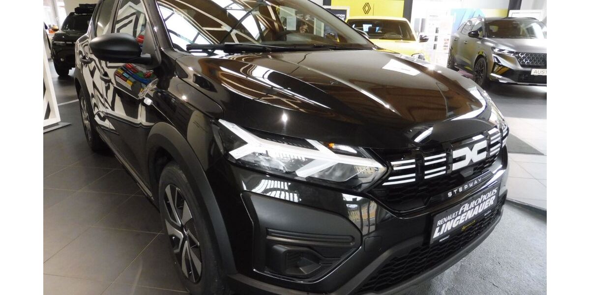 Dacia Sandero 1.050 km 16.880 € Marienberg 09496