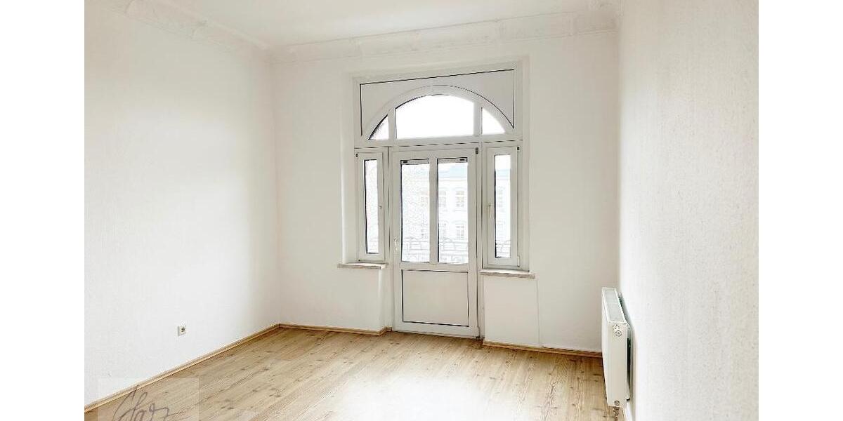 Etagenwohnung Riesa - 2 Zimmer, 74 m&sup2;, 395&euro; | Angebot:26400676