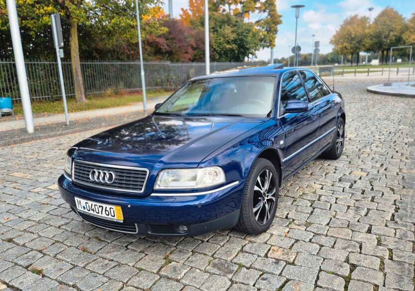 Audi A8 299.000 km 4.999 € München 81829