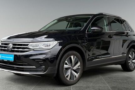 VW Tiguan 59.822 km 26.480 &euro; Pronsfeld 54597