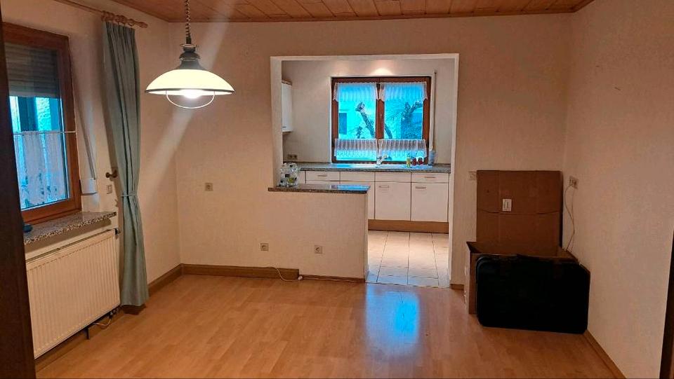 Einfamilienhaus Lichtenfels - 7 Zimmer, 144 m&sup2;, 335.000&euro; | Angebot:25755550