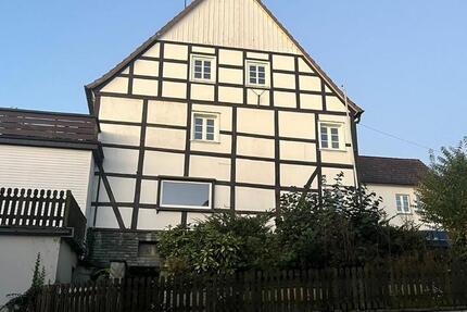von PRIVAT - großzügig und wertig - Haus in Möhnesee-Körbecke