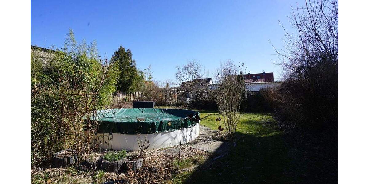 Kralenriede - Solide Doppelhaushälfte mit Gartengrundstück 4 zimmer