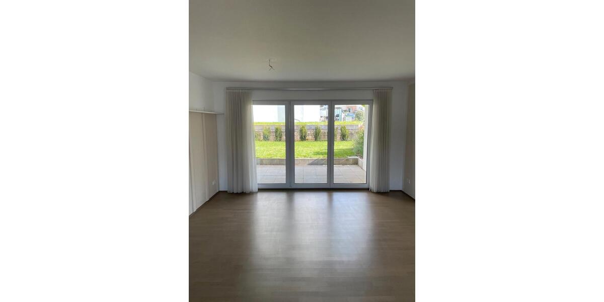 Erdgeschoßwohnung Öhringen - 4 Zimmer, 103 m&sup2;, 1.290&euro; | Angebot:26234287