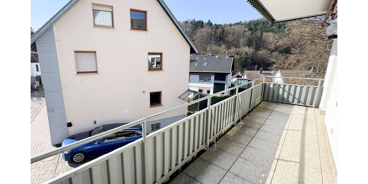 Etagenwohnung Baden-Baden Ebersteinburg - 3 Zimmer, 83 m&sup2;, 250.000&euro; | Angebot:26433519