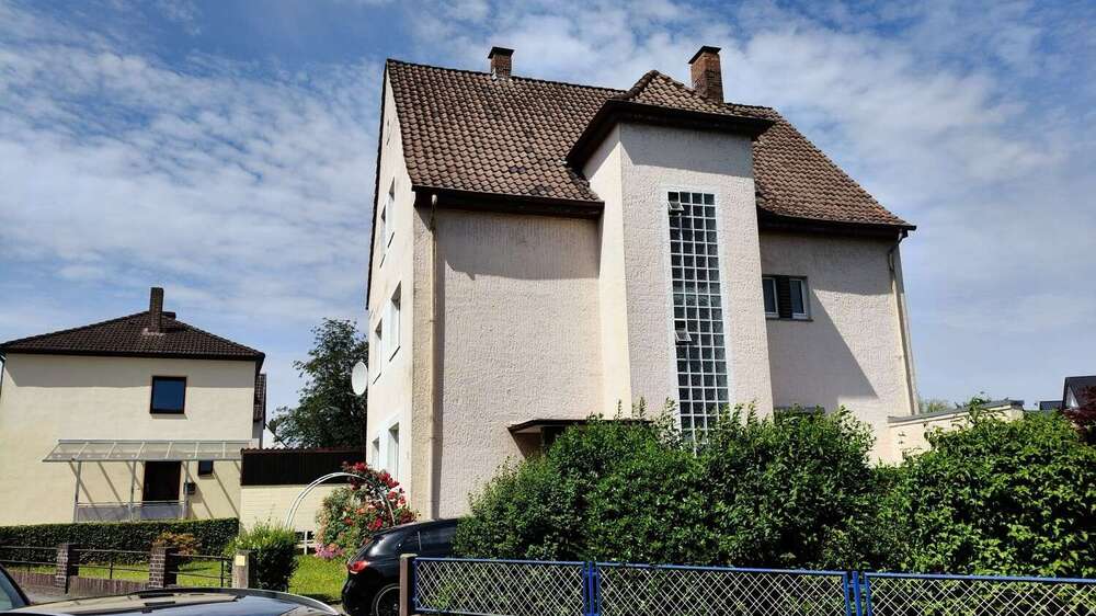 Einfamilienhaus Holzminden - 11 Zimmer, 223 m&sup2;, 197.000&euro; | Angebot:26864871
