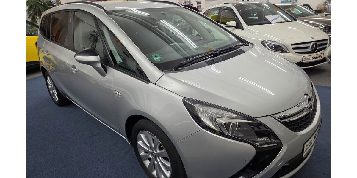 Opel Zafira 123.700 km 9.999 &euro; Lippstadt 59557