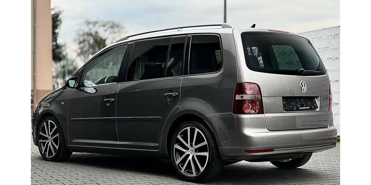 VW Touran R-Line / Leder / 7Sitze / 1.Hd / Navi 125.000 km 11.900 &euro; Mönchengladbach 41066