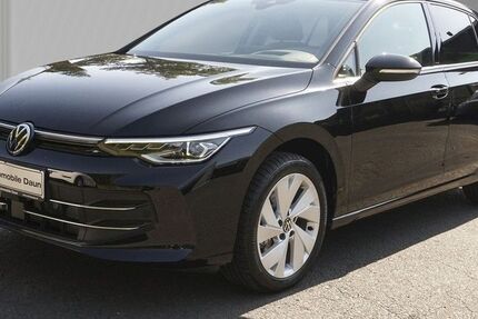 VW Golf 5.880 km 36.980 € Daun 54550