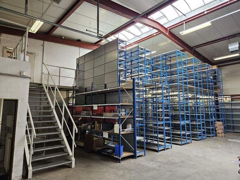 ...Ihr neuer Firmensitz nahe Schwerin! zimmer