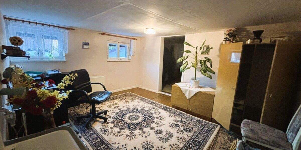 Mehrfamilienhaus, Wohnhaus Penzlin - 7 Zimmer, 178 m&sup2;, 159.000&euro; | Angebot:25674904