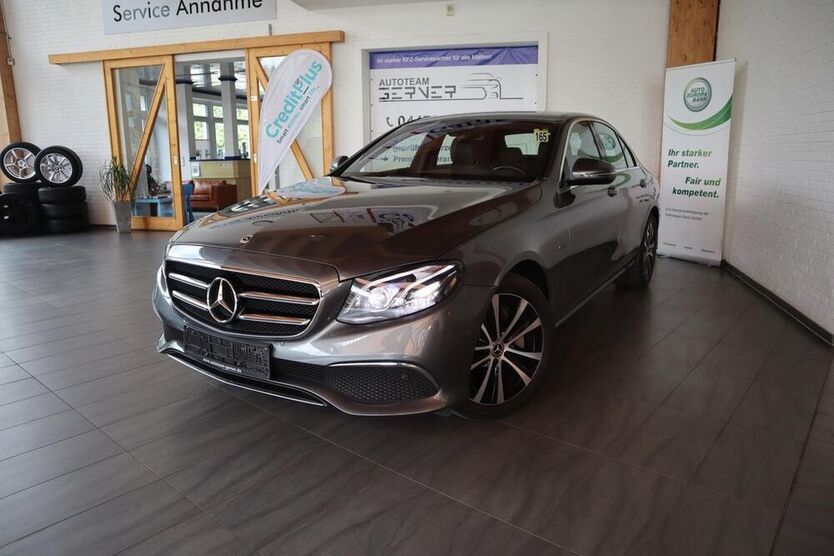 E 300