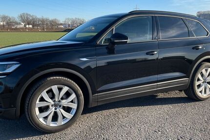 VW Touareg 55.500 km 45.950 &euro; Köln 50997