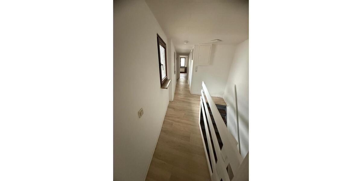 Einfamilienhaus Runkel - 5 Zimmer, 120 m&sup2;, 1.200&euro; | Angebot:24748814