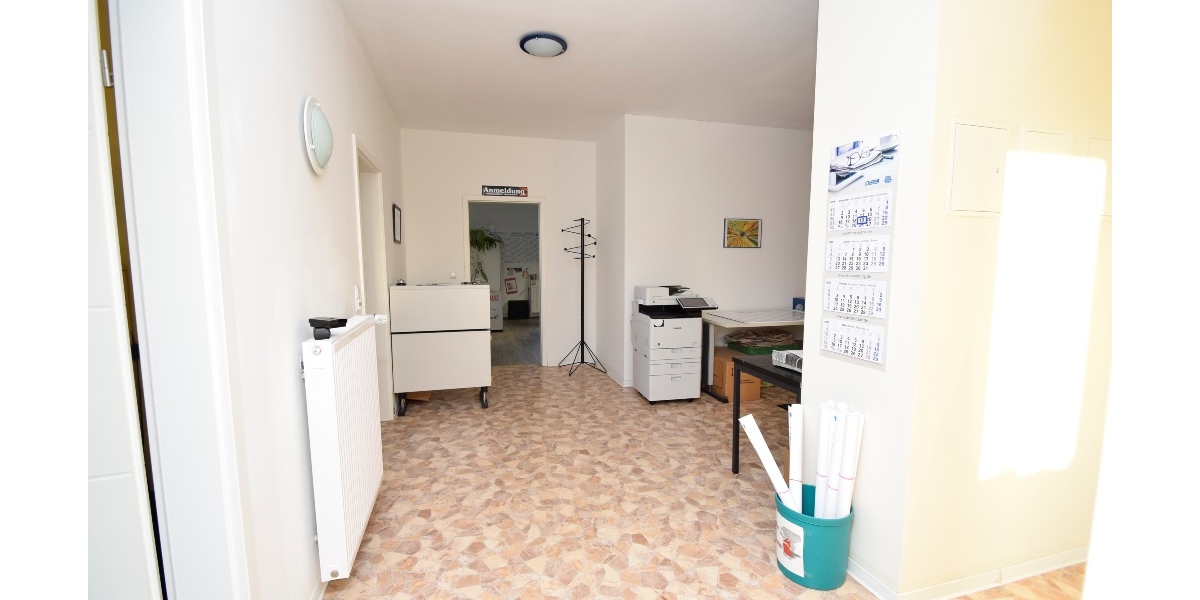 Hauptverkehrsstr. Sulingen: Bürohaus+Gewerbehalle teilbar schnelle Datenleitung+ viele Parkplätze - Gewerbeobjekt Sulingen | Angebot:25416947