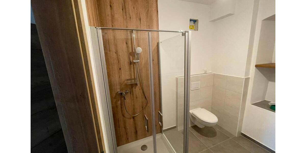 Etagenwohnung Neunburg vorm Wald - 1 Zimmer, 57 m&sup2;, 10&euro; | Angebot:25230846