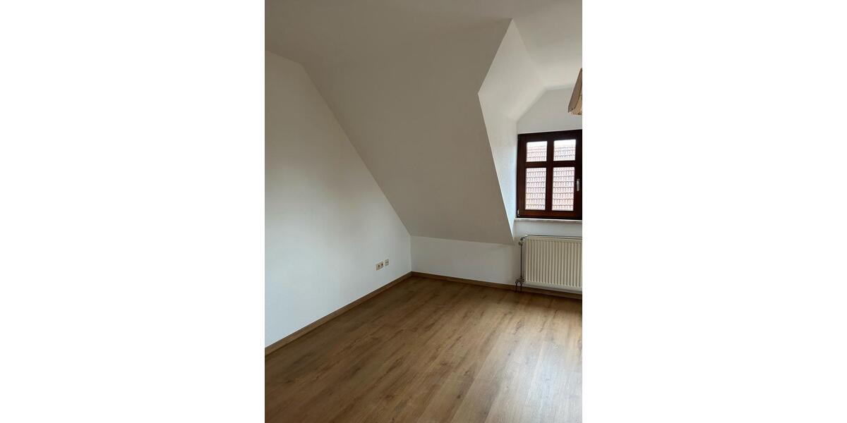 Dachgeschoßwohnung Lauterbach (Hessen) - 2 Zimmer, 48 m&sup2;, 410&euro; | Angebot:26406494
