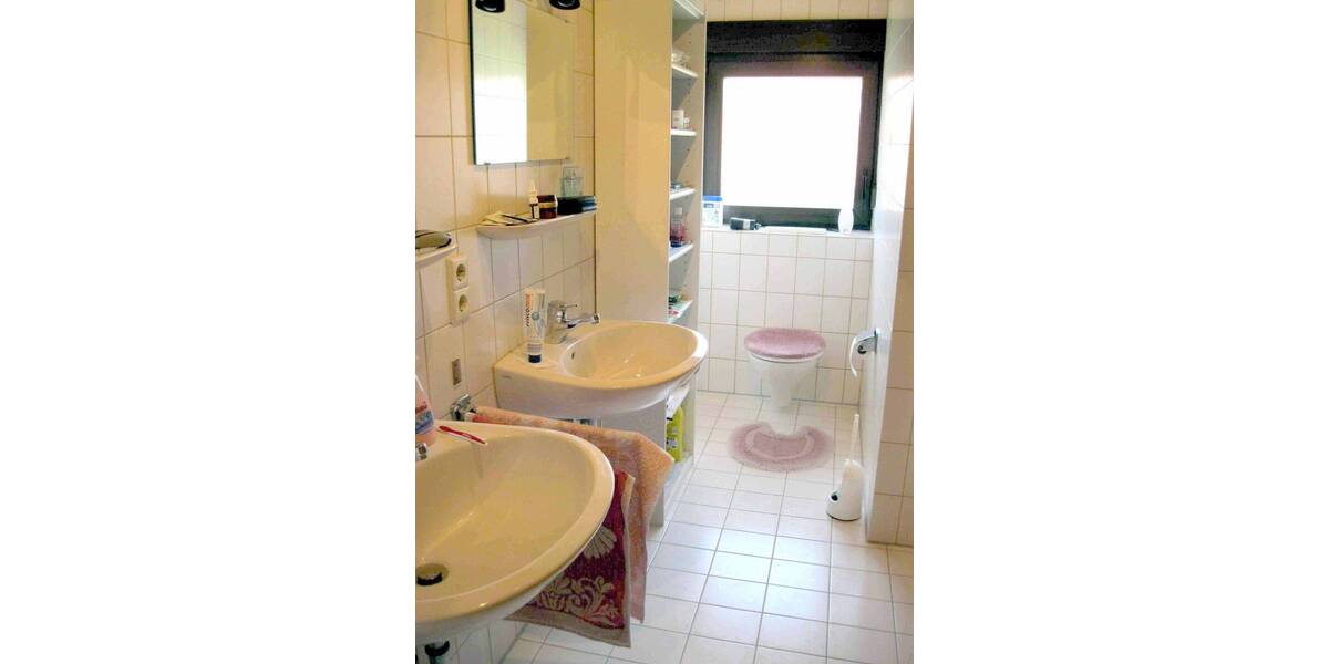 Etagenwohnung Klingenmünster - 3 Zimmer, 93 m&sup2;, 900&euro; | Angebot:26904396