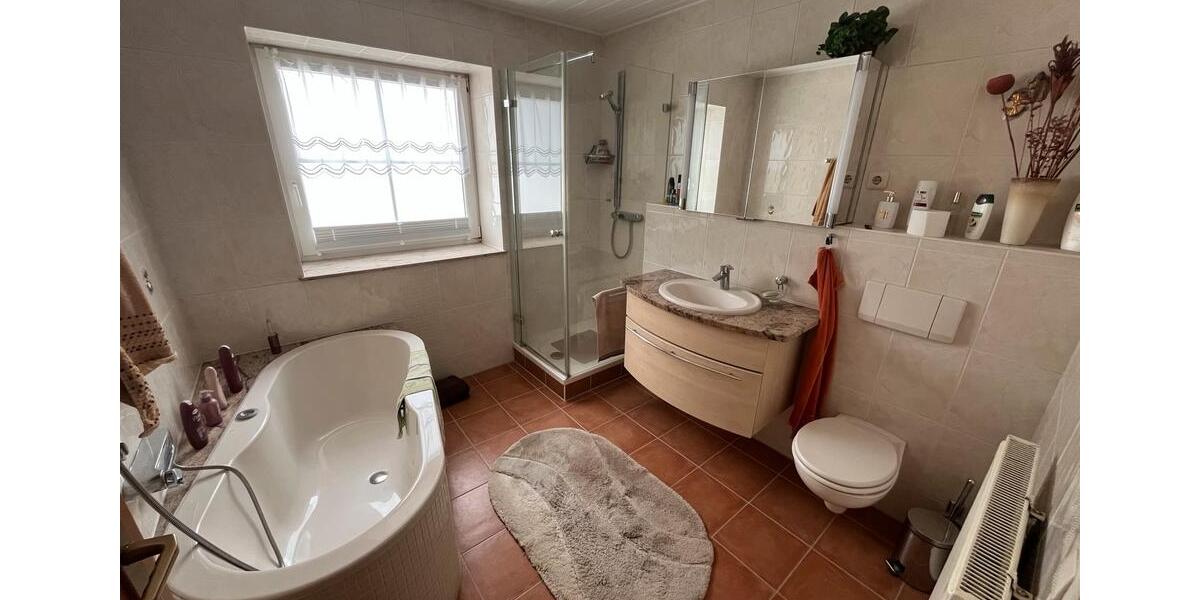 Doppelhaushälfte Halle (Saale) Damaschkestraße - 4 Zimmer, 125 m&sup2;, 275.000&euro; | Angebot:27121079