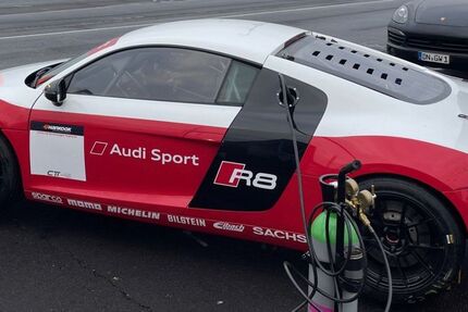 Audi R8 10.000 km 42.000 &euro; Nörvenich 52388