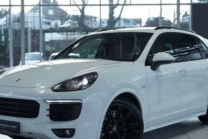 Porsche Cayenne 129.000 km 51.800 &euro; Remscheid/NRW 42855