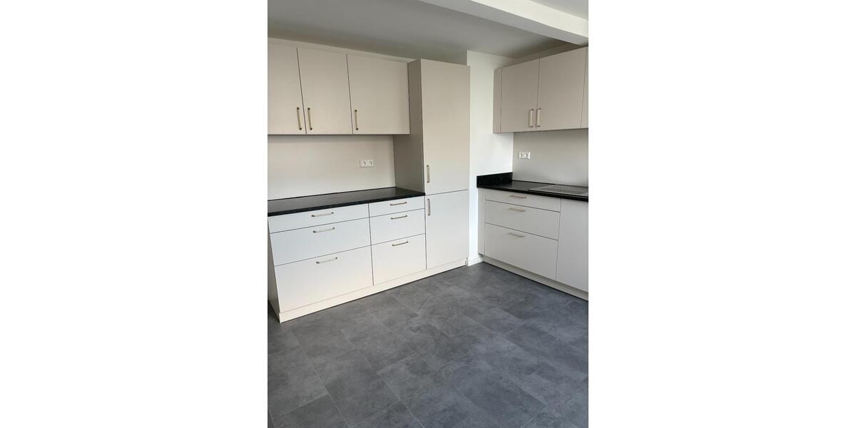 Etagenwohnung Bad Buchau - 4 Zimmer, 110 m&sup2;, 950&euro; | Angebot:25893590