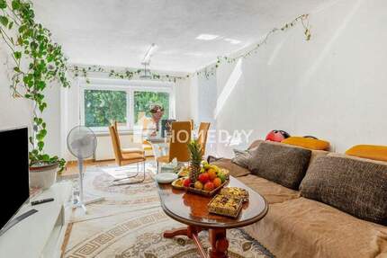 Großzügige 4-Zimmer-Wohnung mit Loggien und Stellplatz - zentrumsnah 4 zimmer