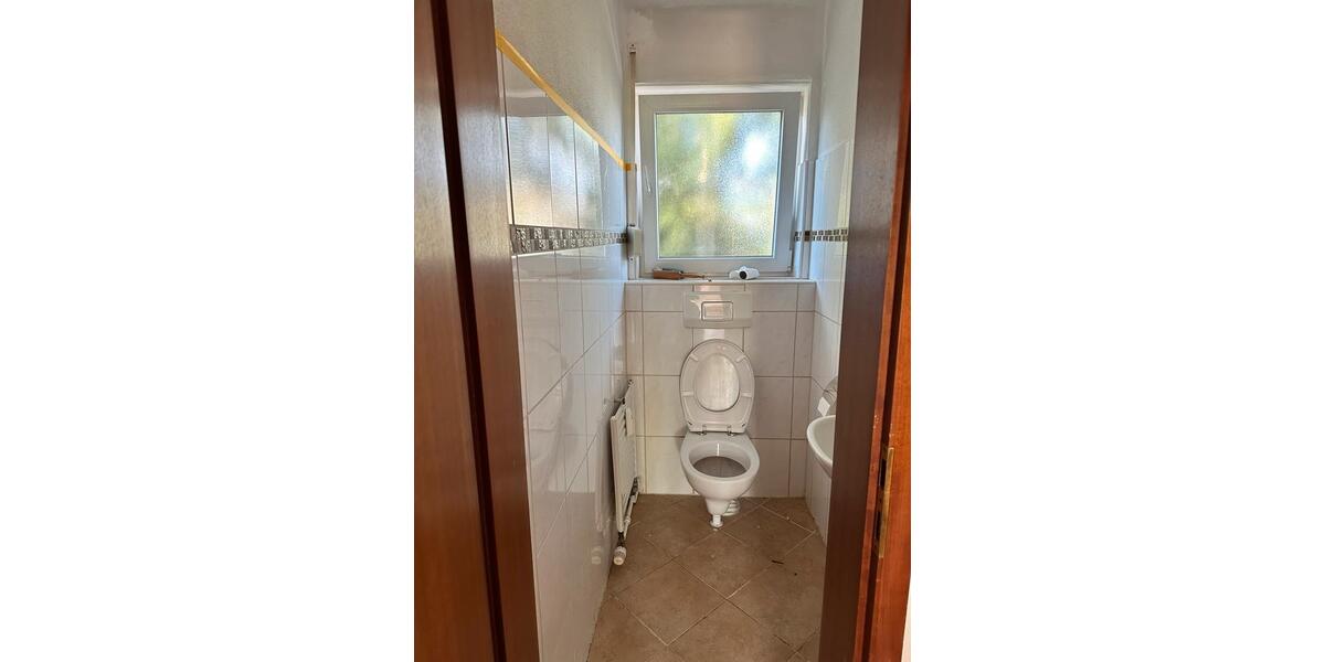 Etagenwohnung Schlaitdorf - 4 Zimmer, 95 m&sup2;, 1.120&euro; | Angebot:26646742