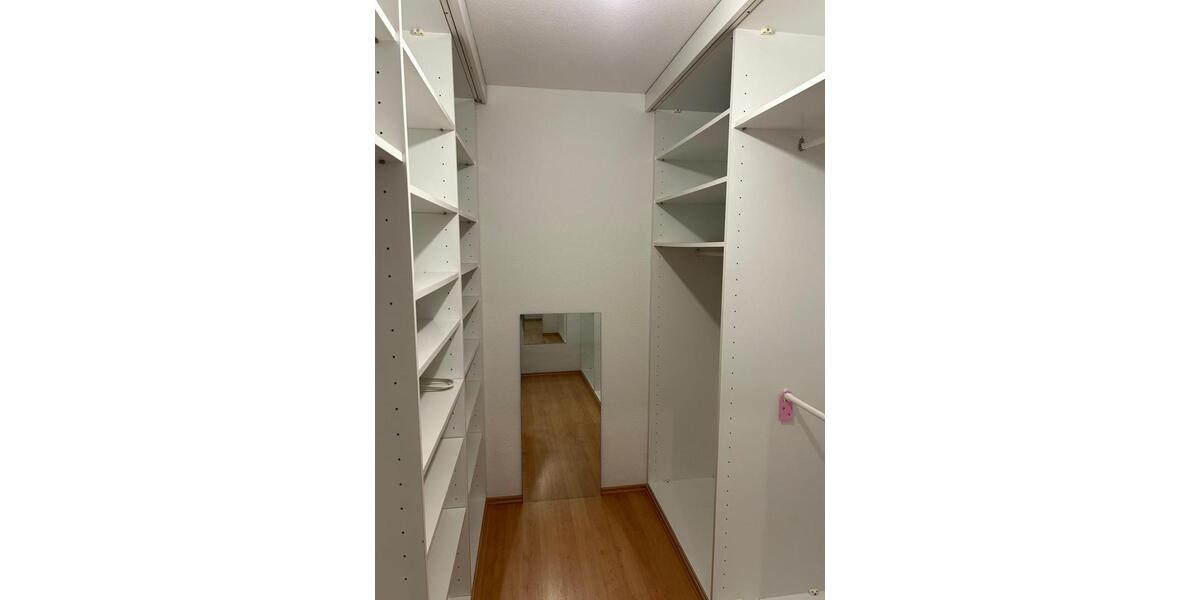 Etagenwohnung Limburg an der Lahn - 4 Zimmer, 165 m&sup2;, 349.000&euro; | Angebot:26779496