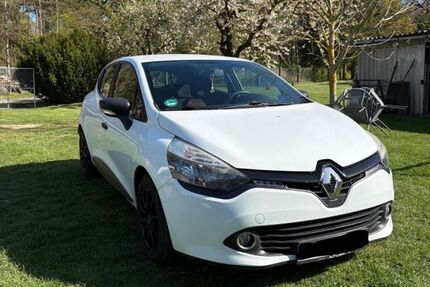 Renault Clio 147.000 km 5.800 &euro; Bismark 39629