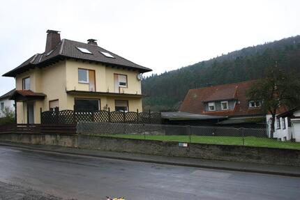 305000,€ kleiner Preis für 3 Objekte +2 Straßen auf 1025m²