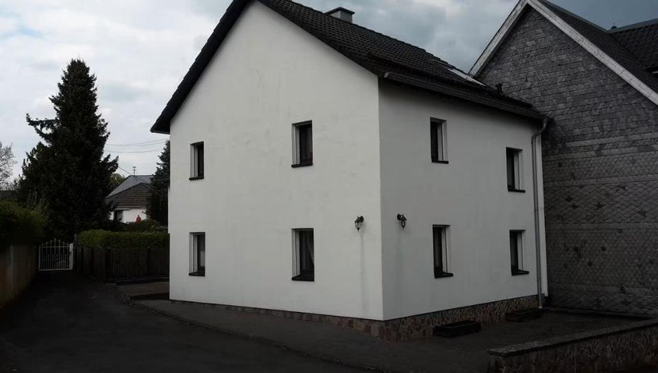 Einfamilienhaus Windeck - 8 Zimmer, 158 m&sup2;, 245.000&euro; | Angebot:27147043