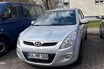 Hyundai i20 120.000 km 4.200 &euro; Karlsruhe 76133