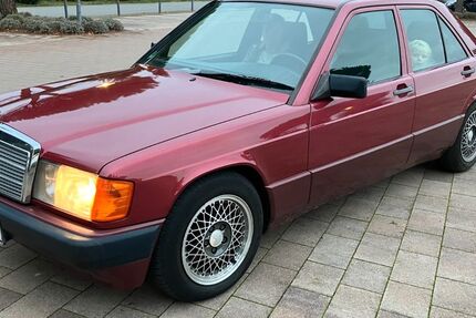 Mercedes-Benz 190 153.503 km 8.900 &euro; Büttelborn-Worfelden 64572