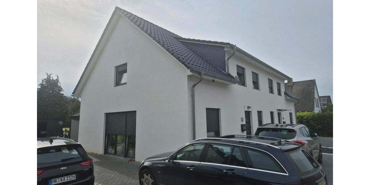 Doppelhaushälfte Bergen - 5 Zimmer, 137 m&sup2;, 335.000&euro; | Angebot:26883085