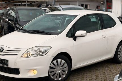 Toyota Auris 165.000 km 4.949 &euro; Mönchengladbach 41063